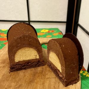 bûche chocolat miso artisanal japonais coupée